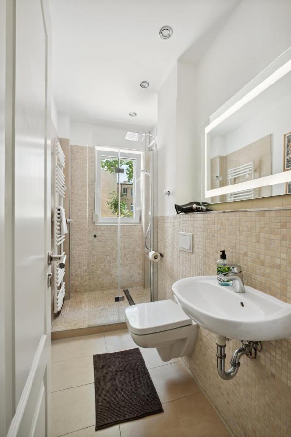 Arbio I Cozy Apartment Near Ku'Damm With Parking Berlin Bagian luar foto